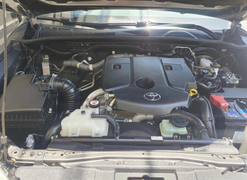 Toyota Hilux 2.8 Cd Srv 177cv 4x2