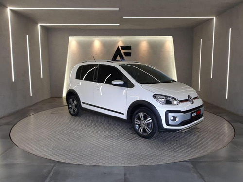 Volkswagen Up! Cross 1.0 Tsi Total Flex Mec. 4p