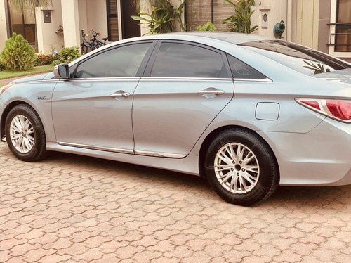 Hyundai Sonata Sedán