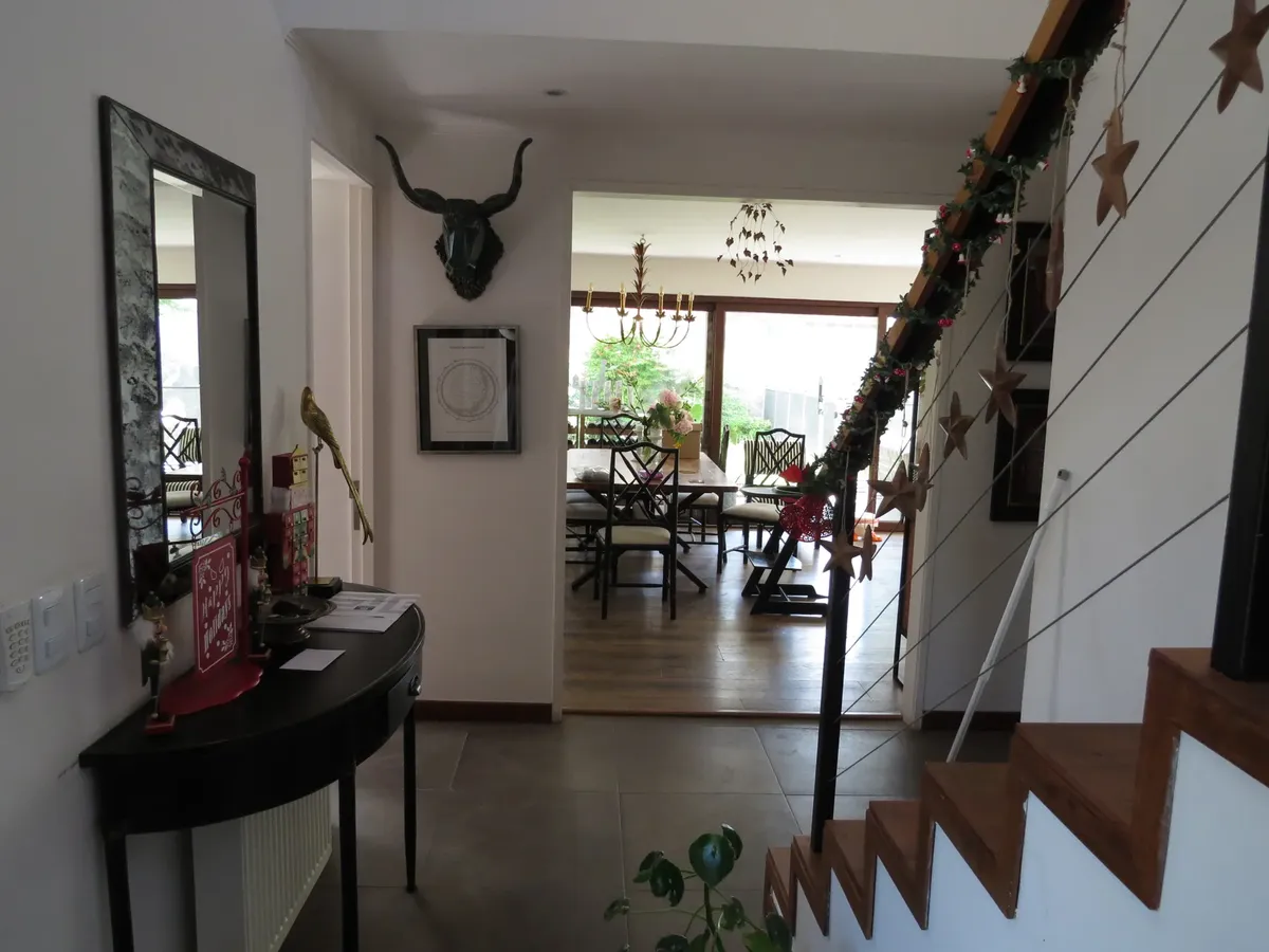 Imagen 1 de 19 de Remodelada, Acogedora 4d/5b Calle Sacramento