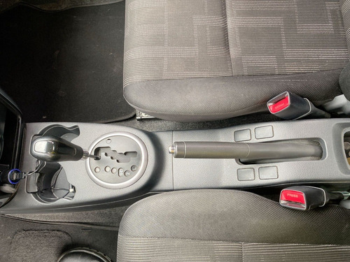 Imagen 19 de 25 de Suzuki Sx4 Glx Sport 2013