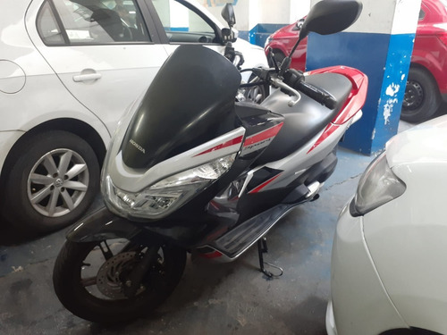 Imagem 3 de 9 de Honda Pcx Sport 150 , 32.800 Km Chave Reserva E Manual