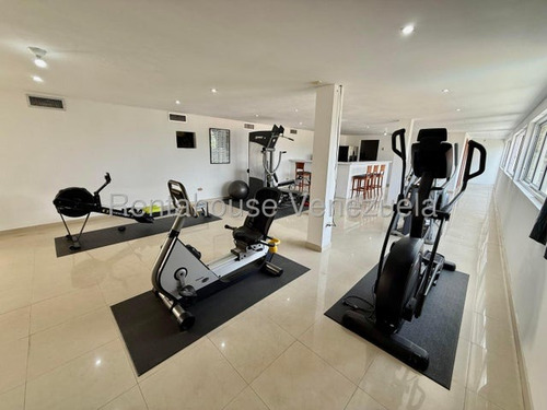 Casa En Venta En Colinas Del Tamanaco Jrz