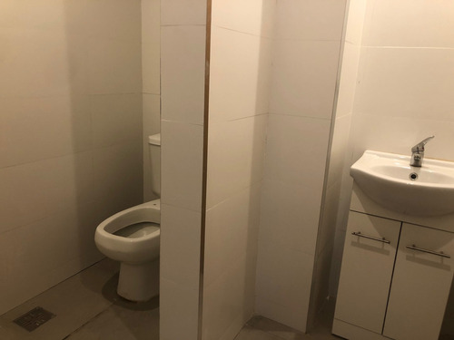 Local Comercial En Venta A Estrenar En Excelente Punto