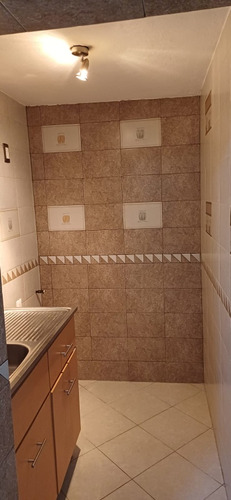 Edificio En Venta Con 4 Departamentos