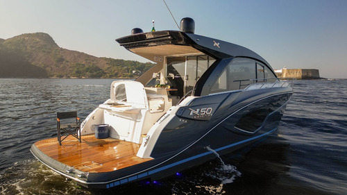 Lancha Nx 50 Invictus Design, Navegabilidade, 24 Pessoas