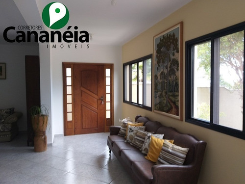 5 Dormitórios (2 Suítes) Frente Ao Mar Com Garagem E Rampa Náuticas, No Parque Náutico Em Cananéia/sp - Ca00058 - 34836522
