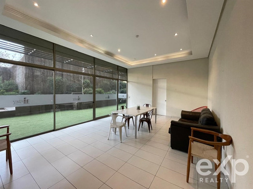 Departamento En Venta De 3 Dorm. 2 Baños ,1 Bodega En Ñuñoa