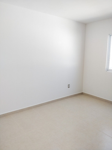 Imagen 15 de 19 de Casa En Venta En Fraccionamiento El Condado, Corregidora Querétaro