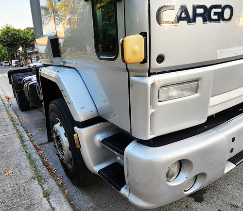 Ford Cargo 1831 Tractor Dormitorio