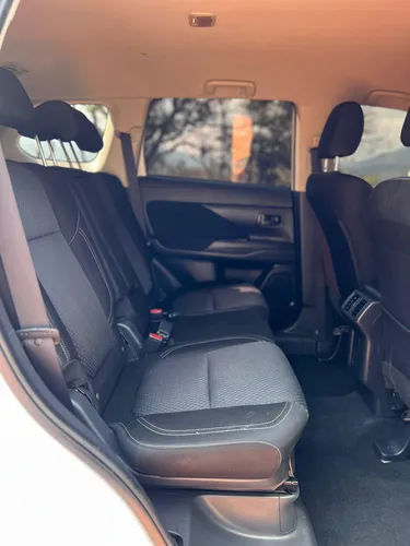 Mitsubishi Outlander 2.4 Kaiteki