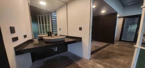 Local En Arriendo / Via Armenia Circasia / Armenia Quindio (279060732).