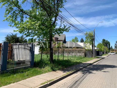 Terreno En Calle Gabriela Mistral (71503)