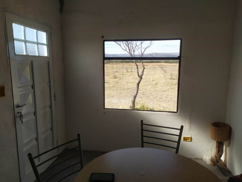 Imagen 2 de 8 de C19- 2 Has. Con Casa Y Pistachos En Acceso A Santa Rosa.