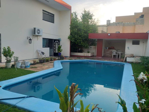 Amplia Casa En Esquina En Venta Miguel Aleman (qvc-2550)