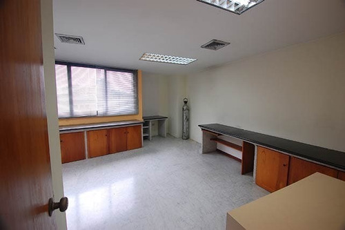 Imagen 10 de 14 de Se Vende Oficina 50m2 La Campiña