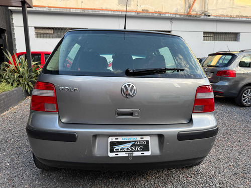 Volkswagen Golf 1.6 Comfortline
