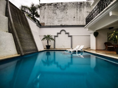Imagen 1 de 24 de Hermosa Villa En Cancún, Zona Centro.