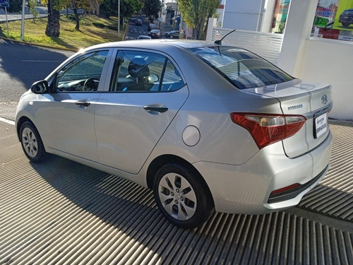 Imagen 8 de 15 de Hyundai Grand I10 2019 1.3 Gl Mid Mt