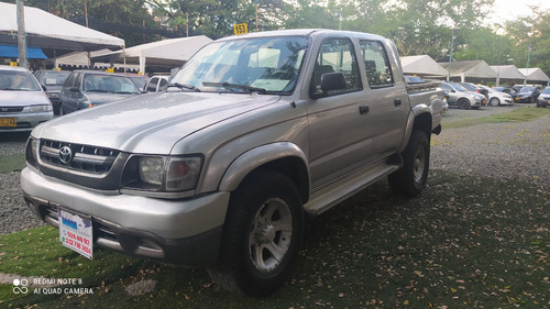 Toyota Hilux 2.4 Ex Hi Rider Plus