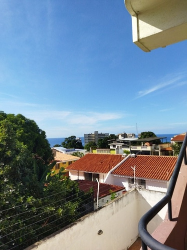 Imagen 14 de 16 de Alquiler Apartamento 120m2 2h/2b/1p Los Corales 3722