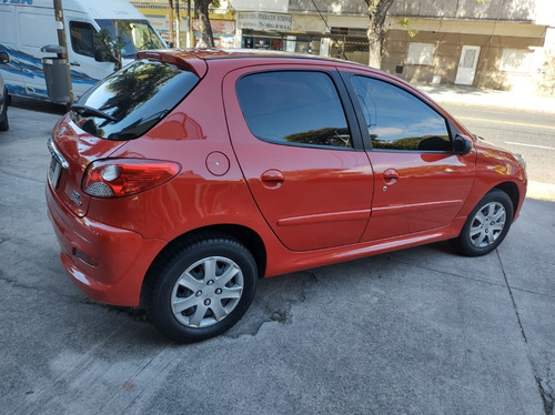 Imagen 10 de 12 de Peugeot 207