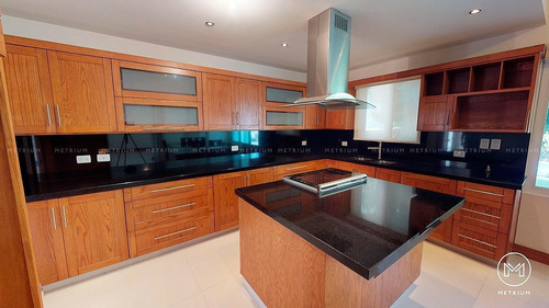 Imagen 10 de 30 de Casa En Venta En Bosques De San Francisco Con Alberca Y Vist