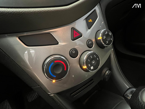 Chevrolet Tracker 1.8 MPFI LTZ 4X2 16V FLEX 4P AUTOMÁTICO