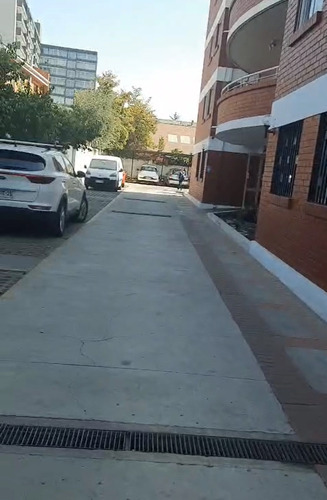 Depto Amplio 1d/2b En Juan De Pineda Con Walker Martinez