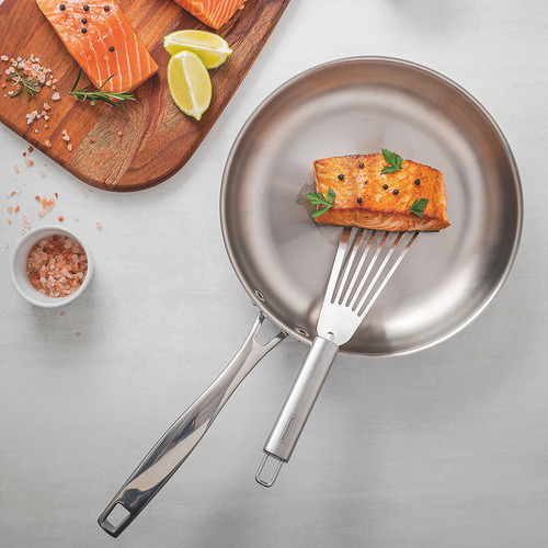 Frigideira Tramontina Grano 62155260 em Aço Inox com Corpo Triplo e Cabo 26 cm 2,2 Litros Prata