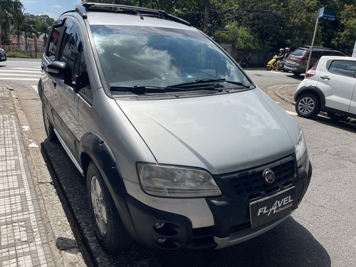 Fiat Idea 1.8 Adventure Locker Flex Dualogic 5p