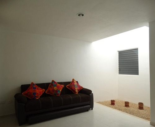 Casa En Renta En Cd. Caucel / Mérida (yucatán) Amueblada De 2 Recamaras