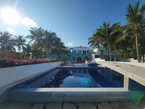 Casa En Venta En Telchac Puerto, Yucatan.
