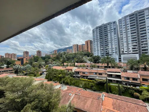 Apartamento En Venta En Benedictinos. Cod V776062