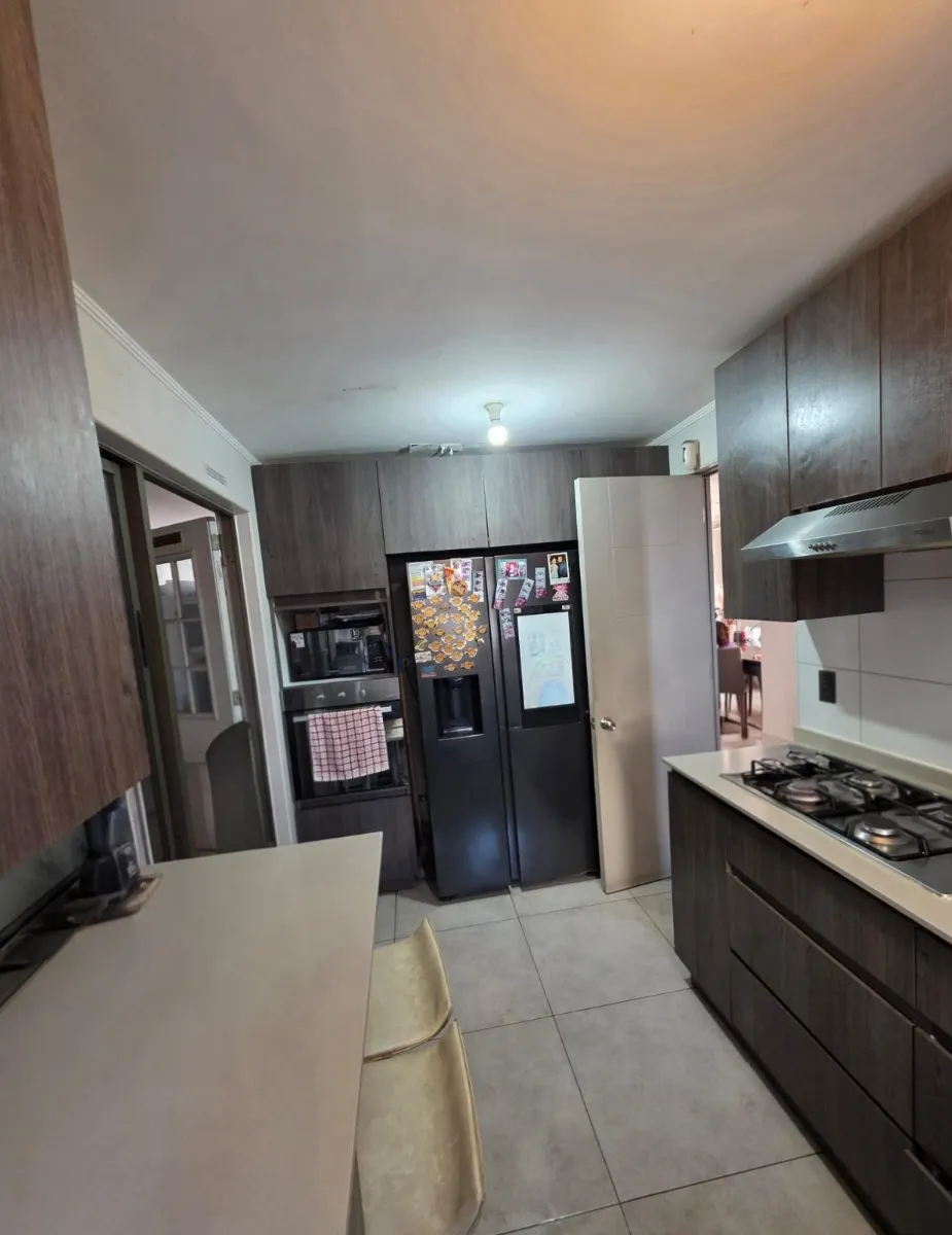 Imagen 5 de 28 de En Venta Amplia Casa Mediterránea En El Remanso De Machalí