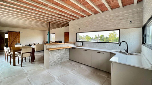 Imagen 4 de 11 de Casa En Venta Y Alquiler En Mirador De La Tahona A Estrenar