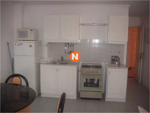 Apartamento En Venta Y Alquiler, Pinares, Punta Del Este, 1 Dormitorios.