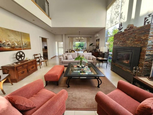 Lindisima Casa En Venta En Barrio Privado El Abra , Don Torcuato