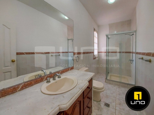 Imagen 13 de 22 de Av. Claracuta, Alemana Entre 6to Y 7mo Anillo Linda Casa En Venta