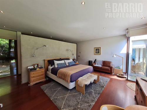 Casa En Venta De 4 Dorm. En Chicureo Poniente