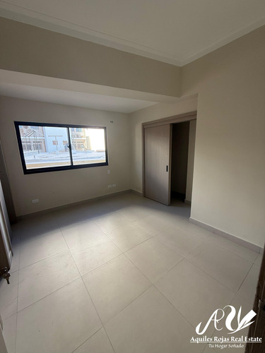 Apartamento En Evaristo Morales