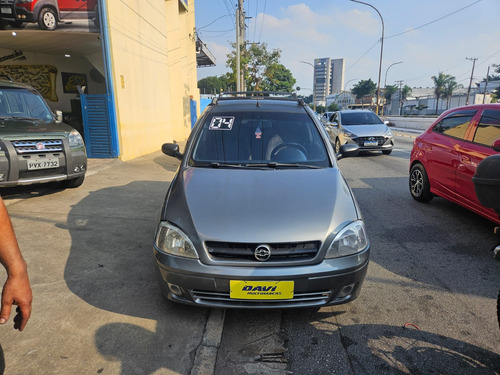 Chevrolet Corsa Sedan 1.8 Flex Power 4p