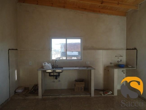 Imagen 2 de 10 de Casa S¿dos Dormitorio Venta Sector Norte De #trenquelauquen