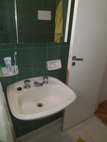 Imagen 7 de 13 de Departamento Av Pueyrredon 915 2 Ambientes