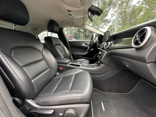 Mercedes-Benz Clase CLA 4p 200 CGI Sport L4/1.6/T Aut