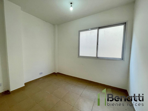 Imagen 7 de 13 de Dpto De 3 Amb. Interno Con Terraza Propia. Sin Expensas