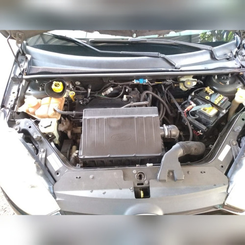 Imagem 9 de 12 de Ford Fiesta 2014 1.6 16v Titanium Flex 5p