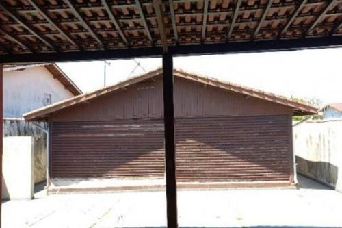 Imagem 4 de 14 de Vendo Casa Á 150 Metros Da Praia Com 4 Dormitórios, Quintal E Edícula Em Itanhaém Sp