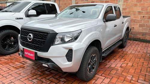 Nissan Np300 Frontier Sabanera 2023