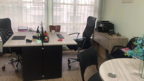 Imagem 1 de 15 de Sala Comercial À Venda Na Rua Coronel Xavier De Toledo, República, São Paulo - Sp - Liv-6870